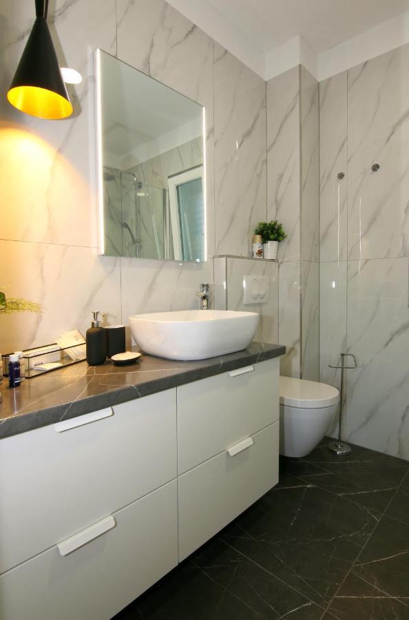 Apartments Tona Zaboric Ngoại thất bức ảnh