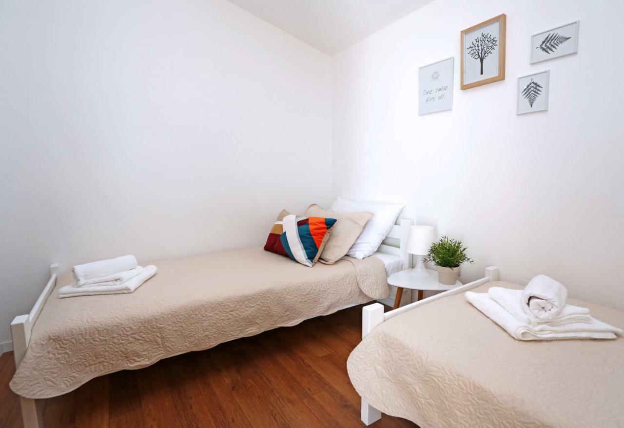 Apartments Tona Zaboric Ngoại thất bức ảnh