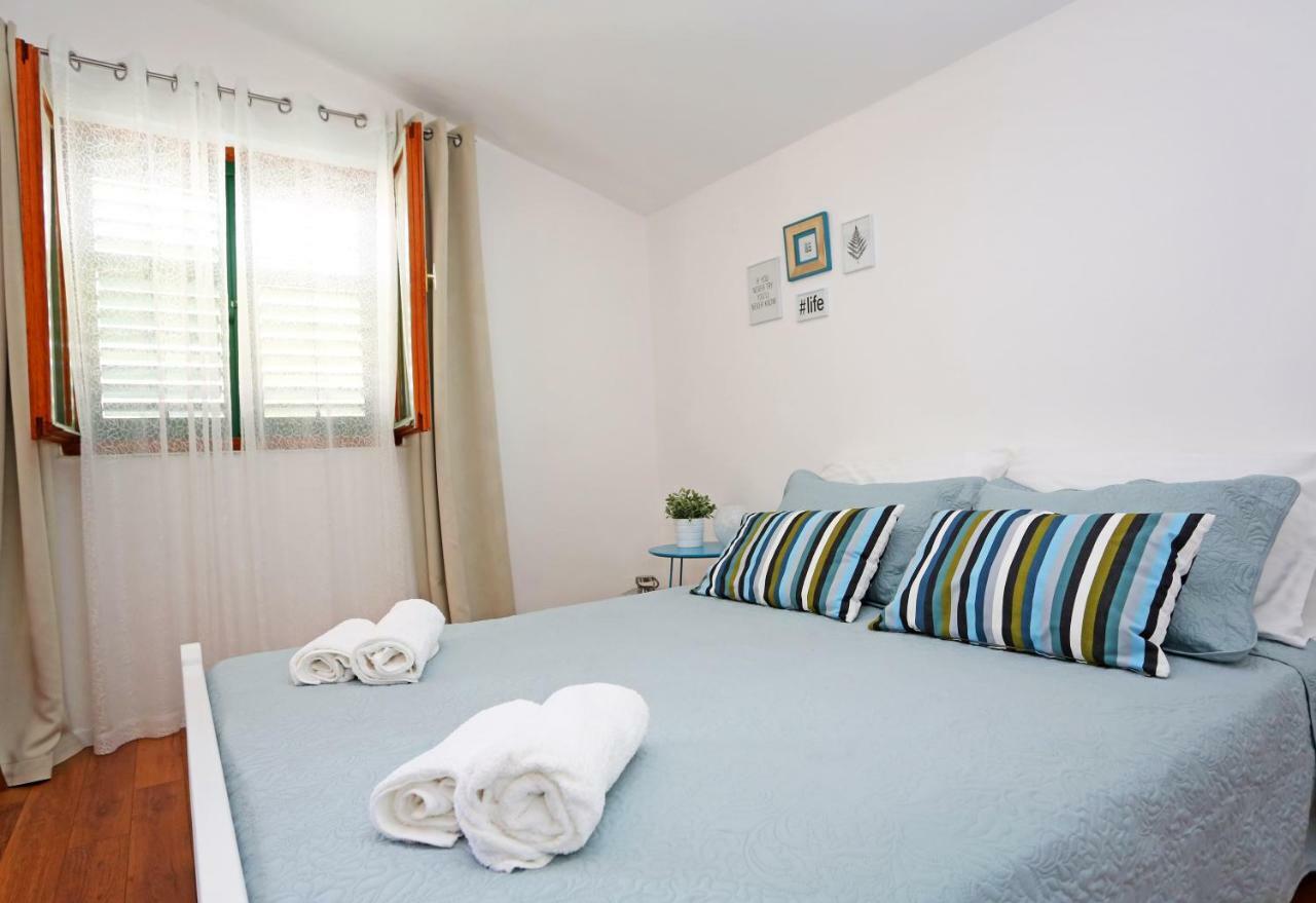 Apartments Tona Zaboric Ngoại thất bức ảnh