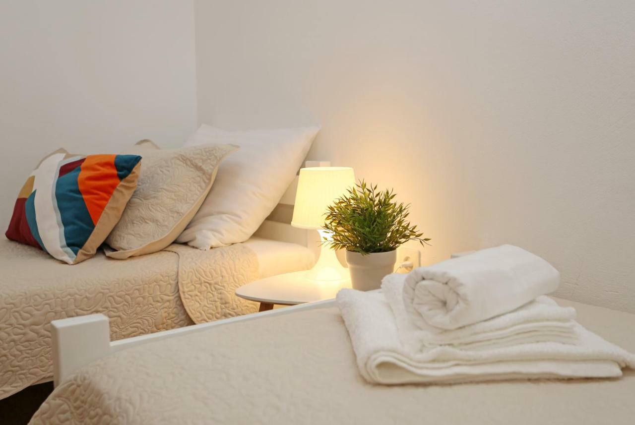 Apartments Tona Zaboric Ngoại thất bức ảnh