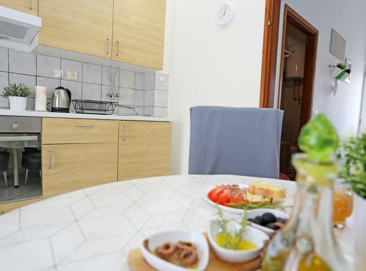 Apartments Tona Zaboric Ngoại thất bức ảnh